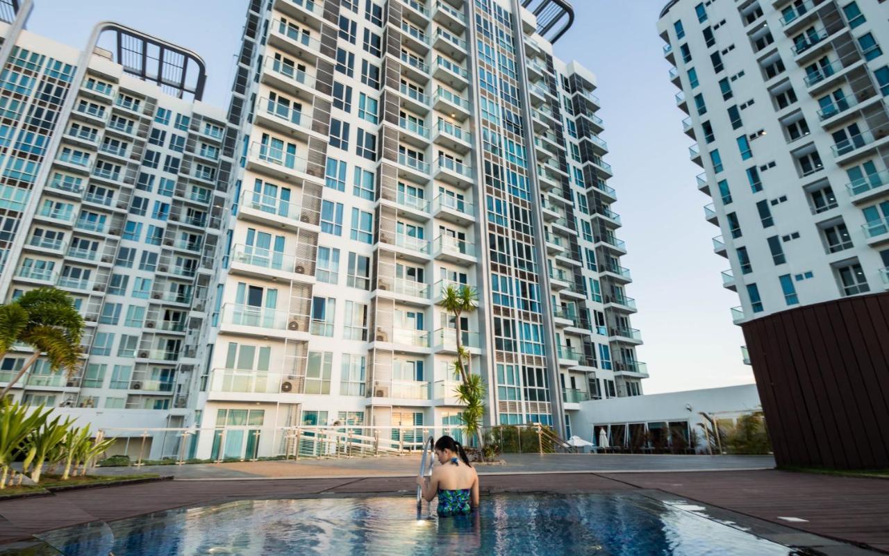 C Suites At Mactan Newtown Lapu-Lapu City Exterior photo