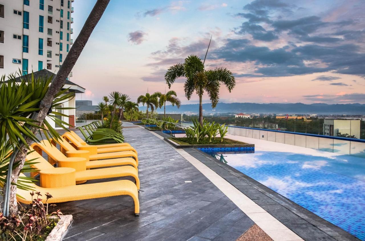 C Suites At Mactan Newtown Lapu-Lapu City Exterior photo